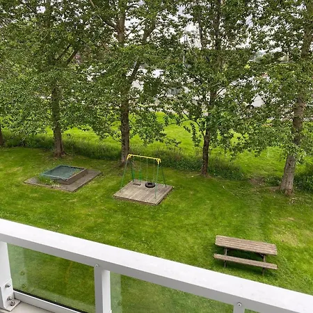 Bright And Spacious 2 Bedroom In Rvk